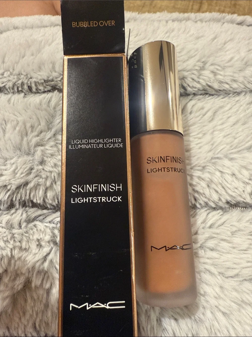 MAC Cosmetics Skinfinish Lightstruck Liquid Highlighter - Bubbled Over Bronze